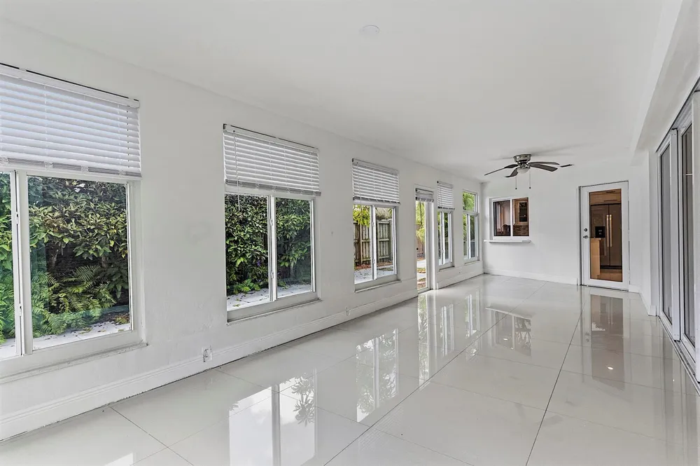 2910 NE 40TH COURT Lighthouse Point, FL 33064