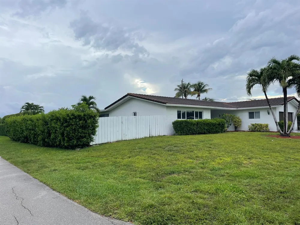 2910 NE 40TH COURT Lighthouse Point, FL 33064