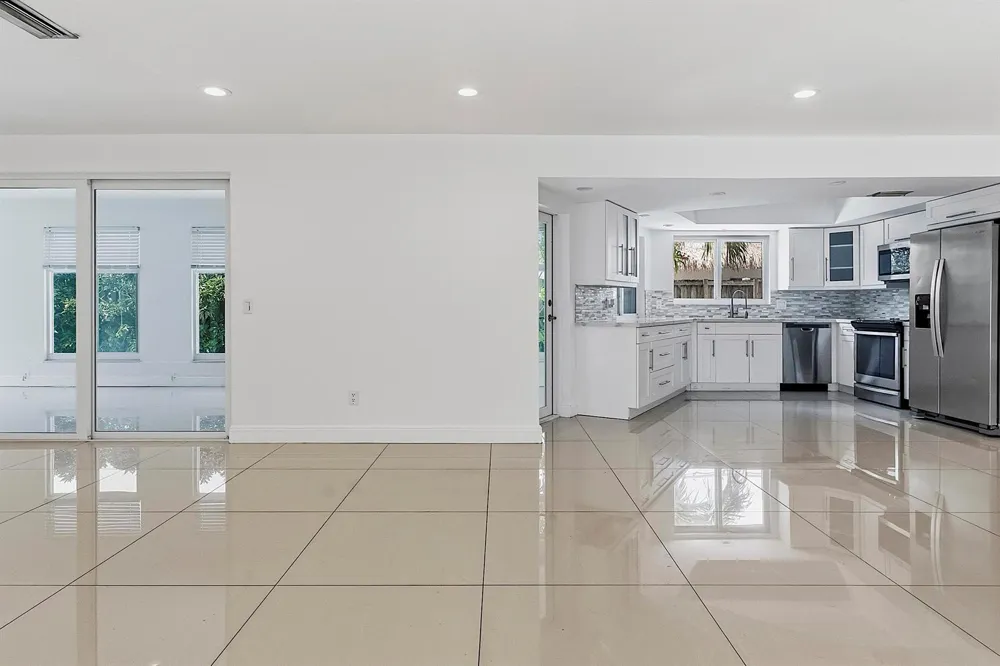 2910 NE 40TH COURT Lighthouse Point, FL 33064