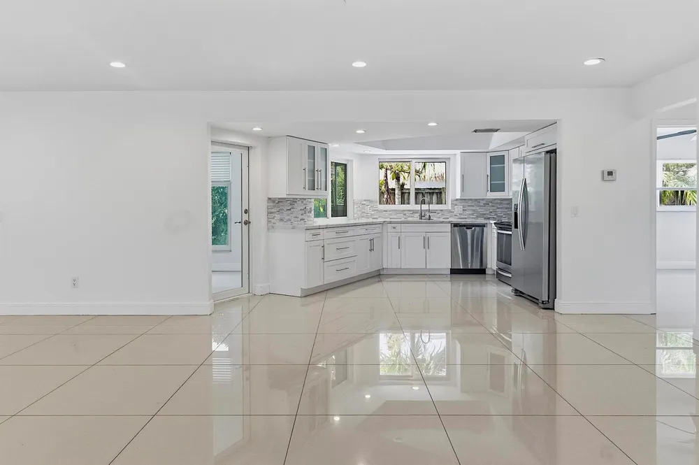 2910 NE 40TH COURT Lighthouse Point, FL 33064