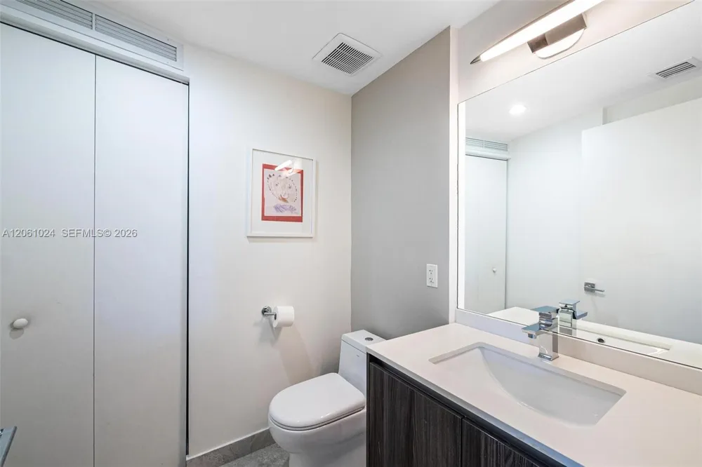 488 NE 18th St #401 Miami, FL 33132