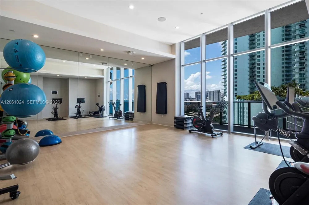 488 NE 18th St #401 Miami, FL 33132