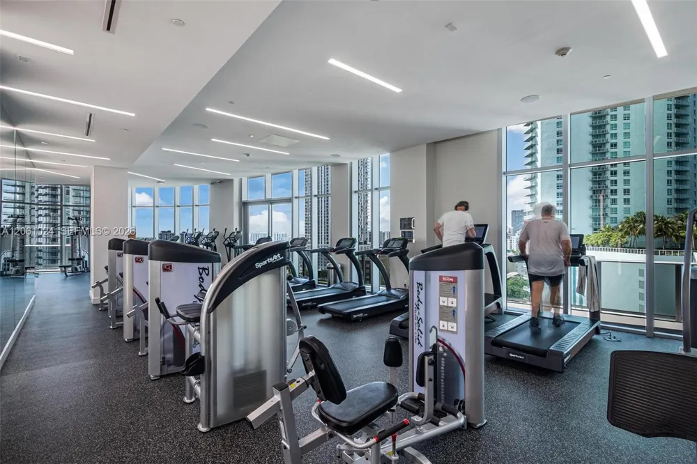 488 NE 18th St #401 Miami, FL 33132
