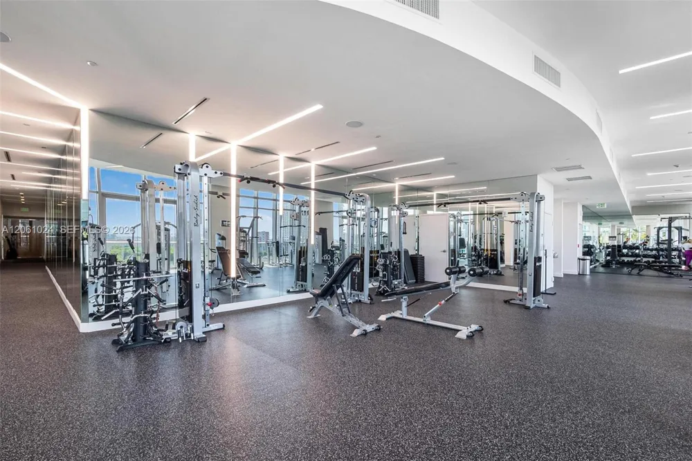 488 NE 18th St #401 Miami, FL 33132