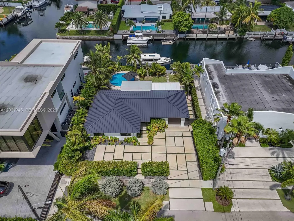 12906 Cherry Rd North Miami, FL 33181