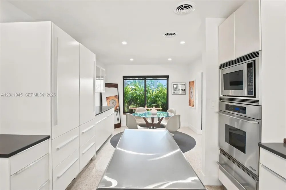 12906 Cherry Rd North Miami, FL 33181