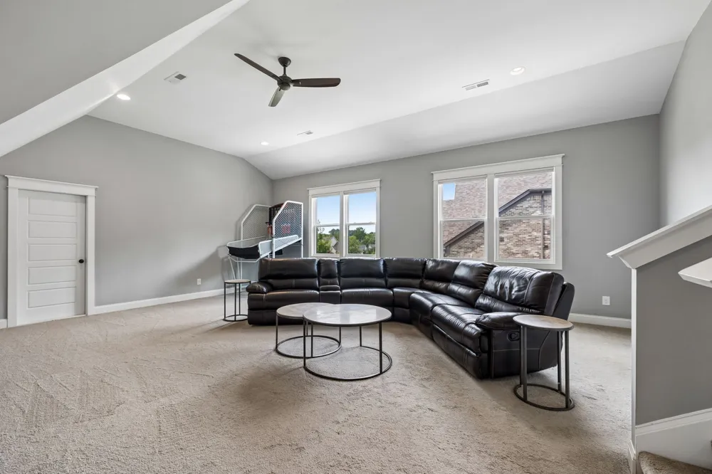 4119 Old Light Cir Arrington, TN 37014