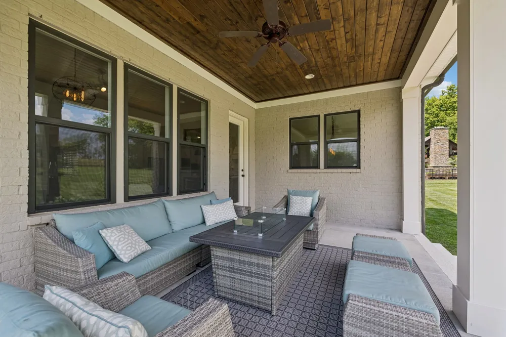 4119 Old Light Cir Arrington, TN 37014
