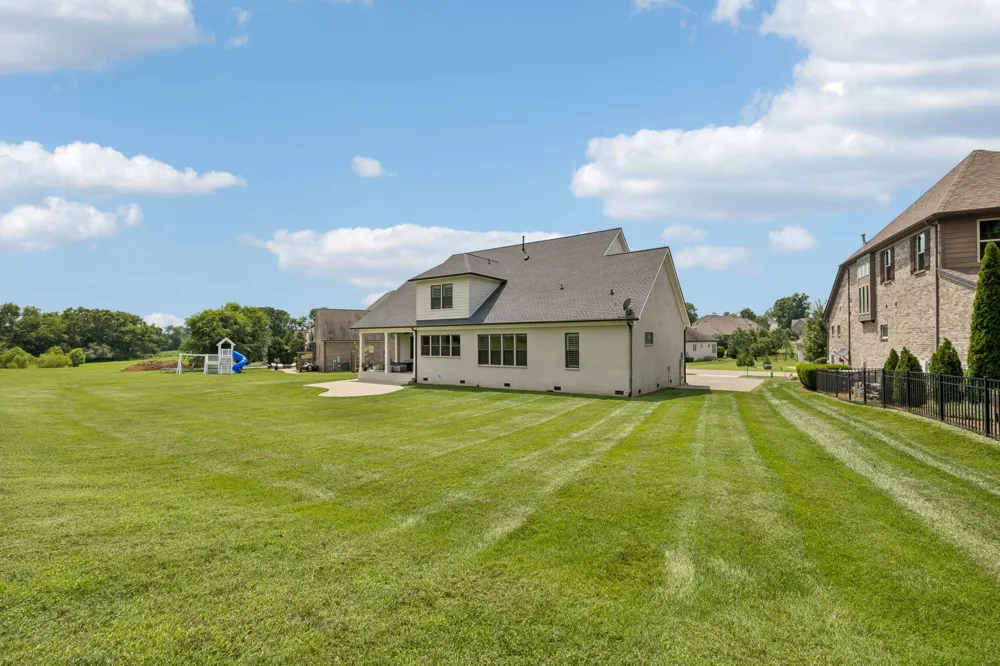 4119 Old Light Cir Arrington, TN 37014