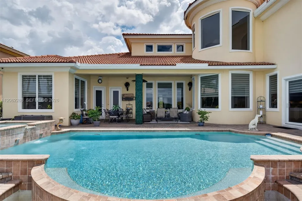 11867 NW 69th Pl Parkland, FL 33076