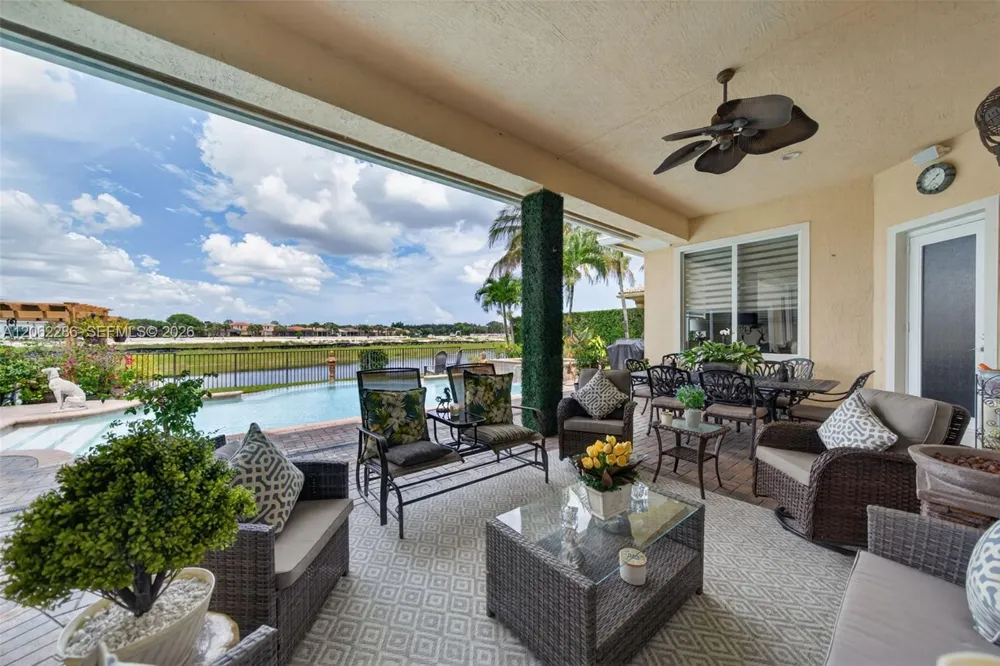 11867 NW 69th Pl Parkland, FL 33076
