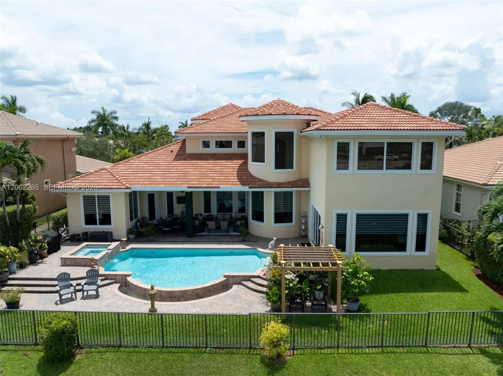 11867 NW 69th Pl Parkland, FL 33076