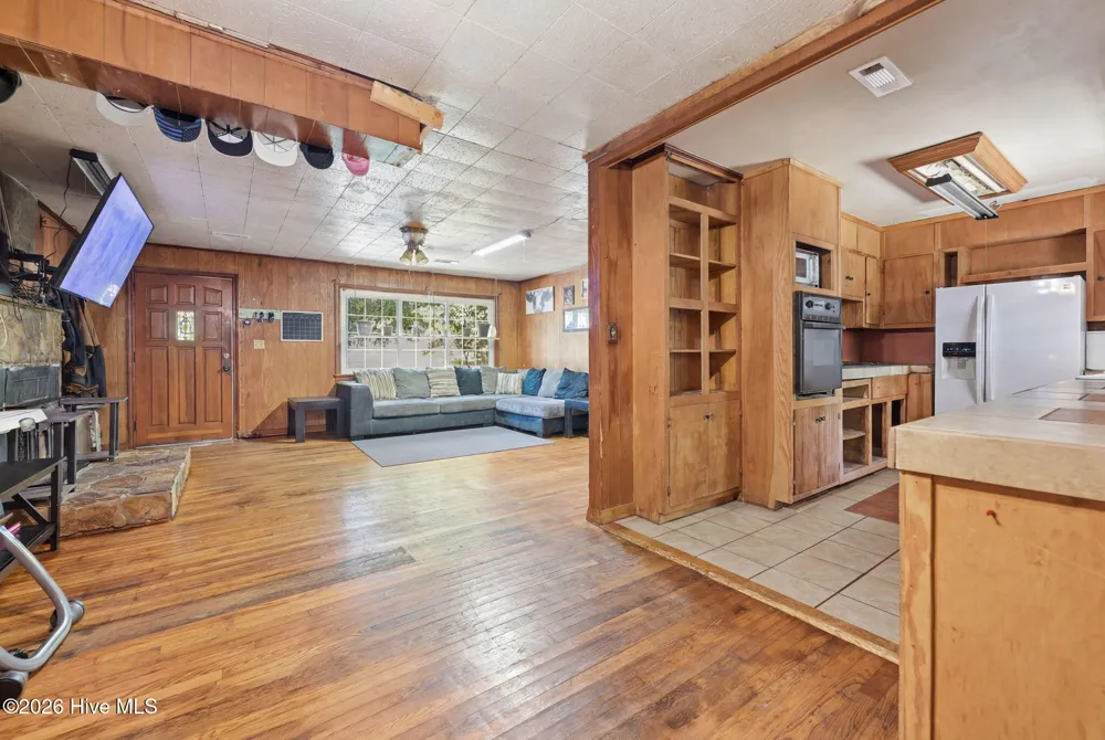 613 Robbinsville Road Andrews, NC 28901