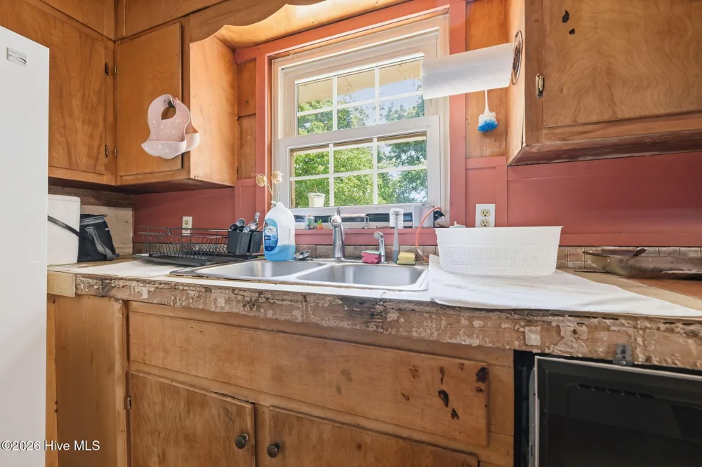 613 Robbinsville Road Andrews, NC 28901
