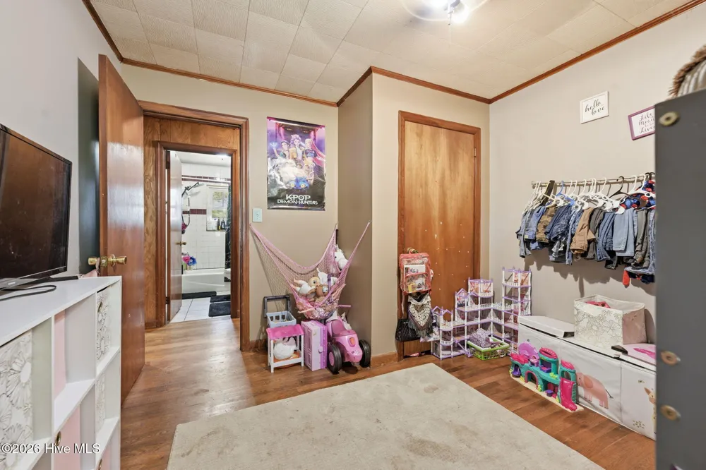 613 Robbinsville Road Andrews, NC 28901