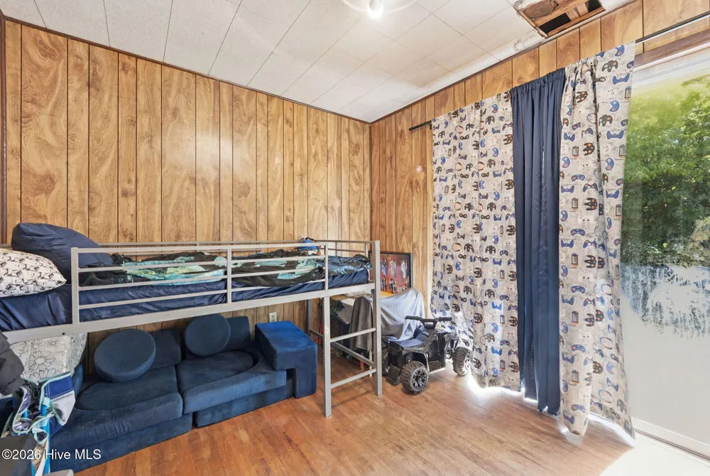 613 Robbinsville Road Andrews, NC 28901