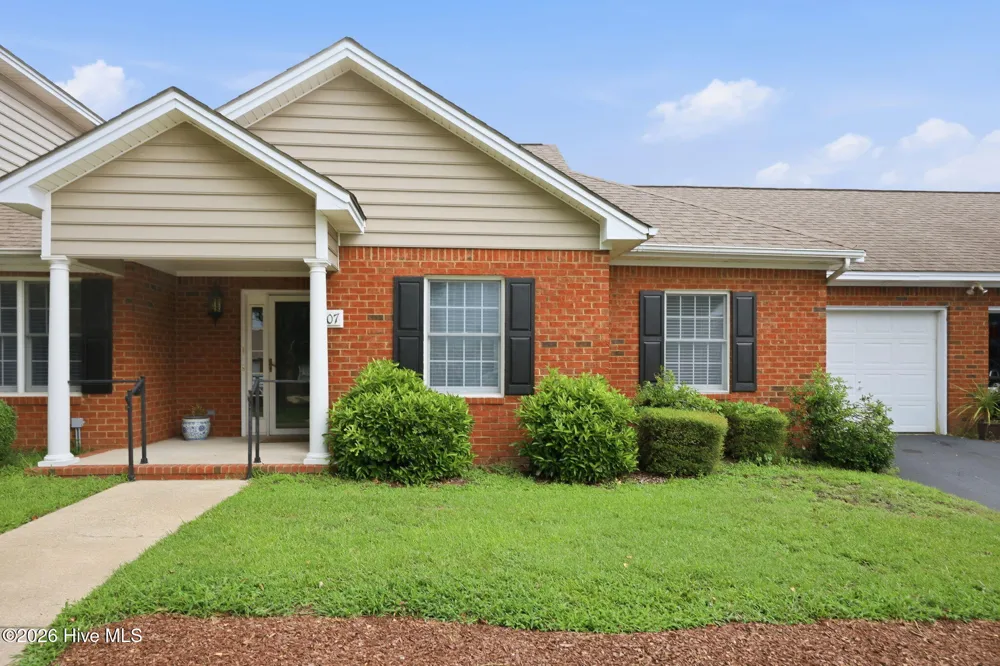 407 Willows Court Washington, NC 27889