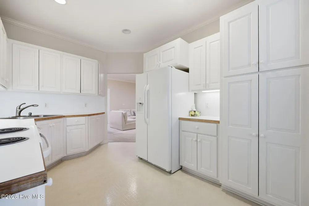 407 Willows Court Washington, NC 27889