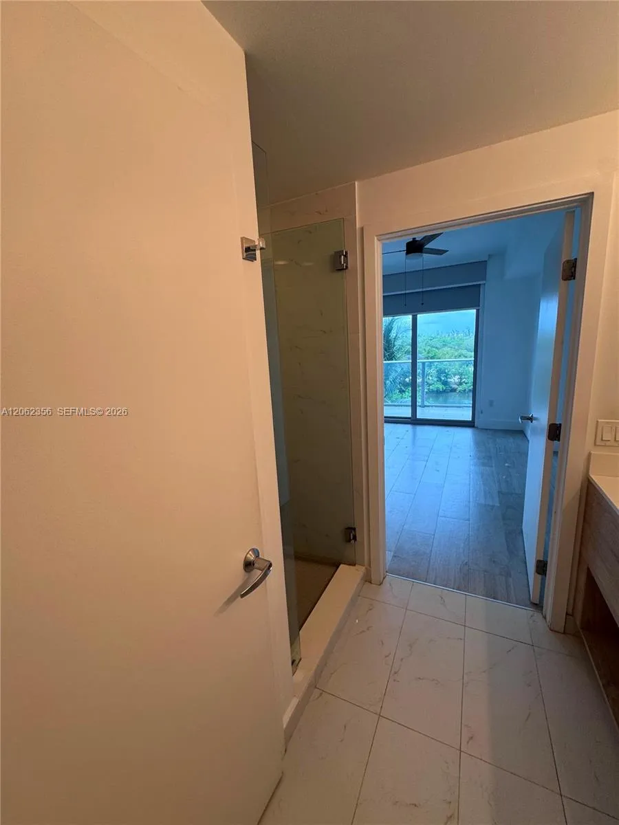 16385 Biscayne Blvd #305 North Miami Beach, FL 33160