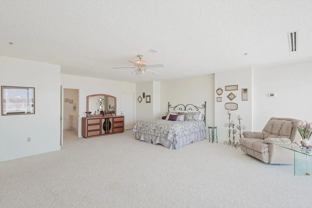 3575 Lone Star Circle #907 Fort Worth, TX 76177