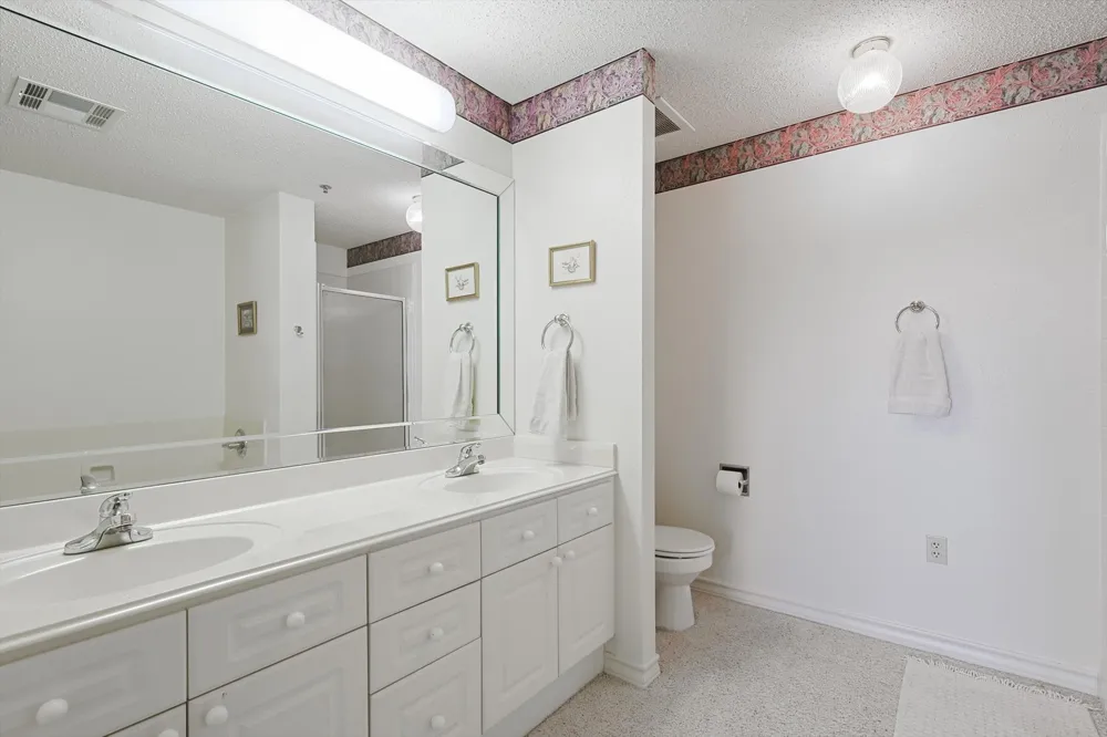 3575 Lone Star Circle #907 Fort Worth, TX 76177