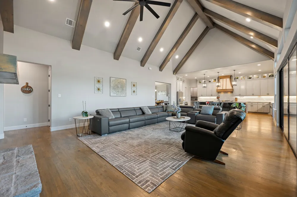 412 Royal Santana Run Weatherford, TX 76087