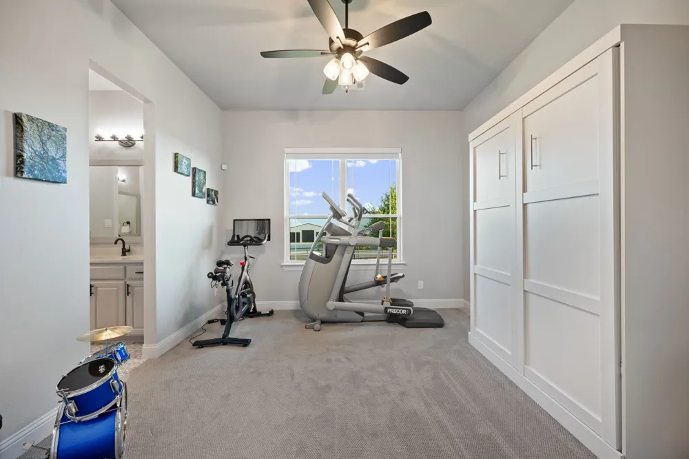412 Royal Santana Run Weatherford, TX 76087