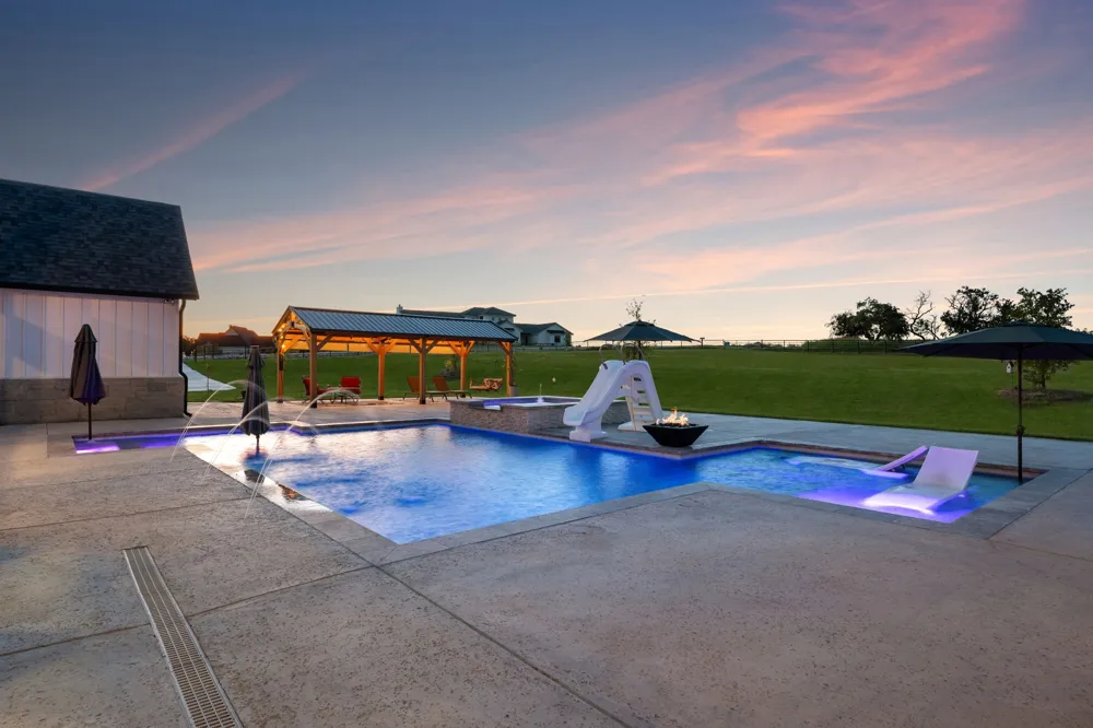 412 Royal Santana Run Weatherford, TX 76087