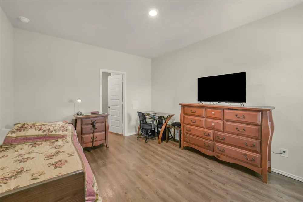 21610 Desert Lily Road Waller, TX 77484