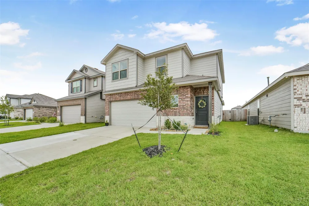 21610 Desert Lily Road Waller, TX 77484