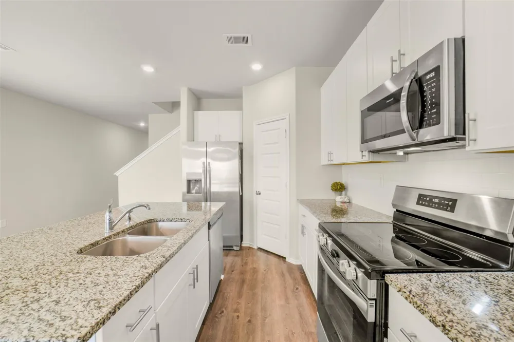 21610 Desert Lily Road Waller, TX 77484