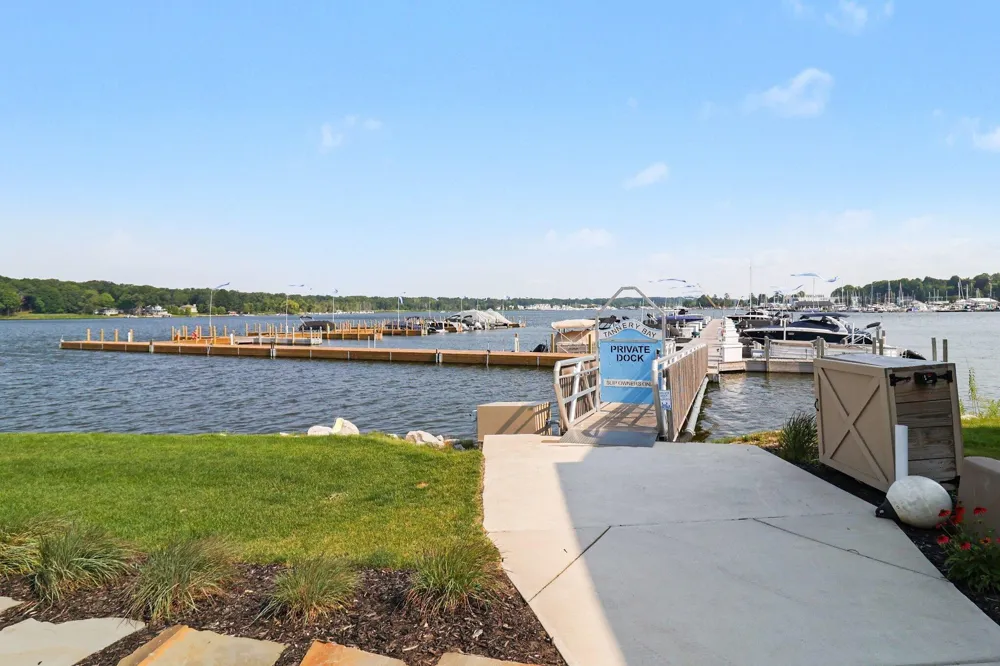402 W Leland Drive Whitehall, MI 49461