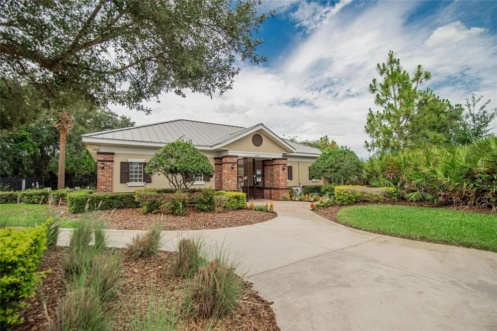 6207 MAGNOLIA PARK BLVD Riverview, FL 33578
