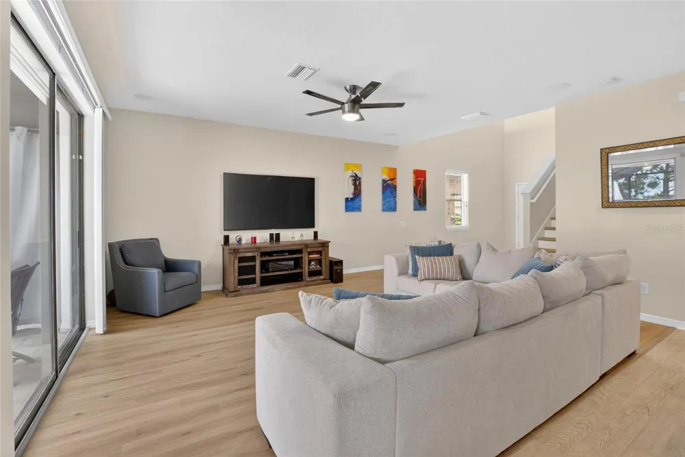 6207 MAGNOLIA PARK BLVD Riverview, FL 33578