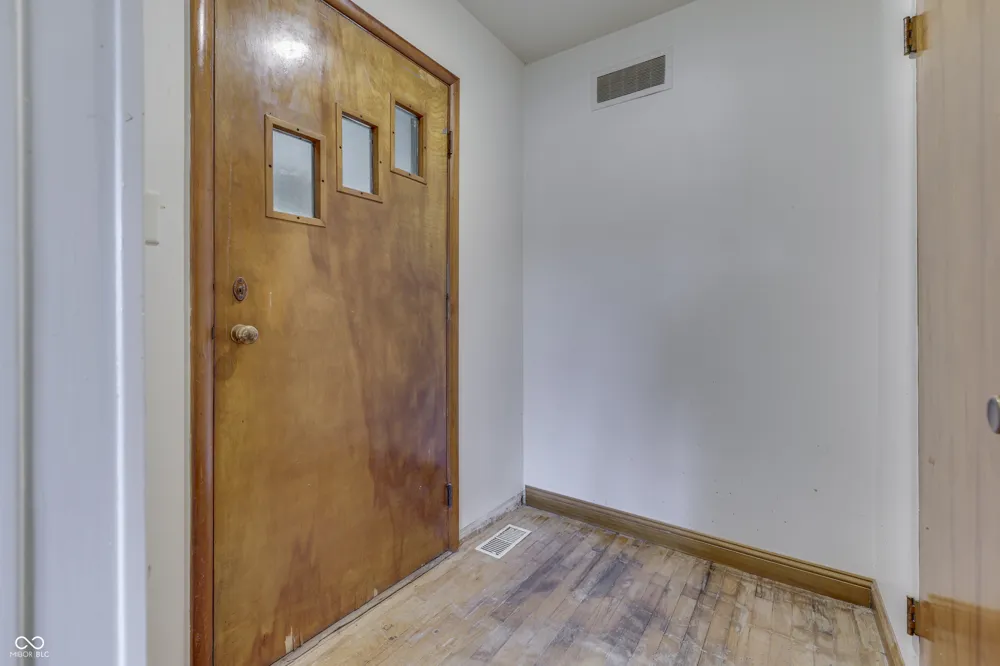3608 London Road Fairland, IN 46126
