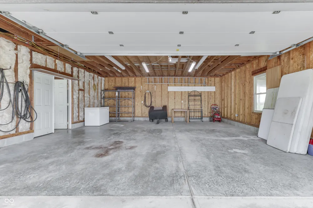 3608 London Road Fairland, IN 46126