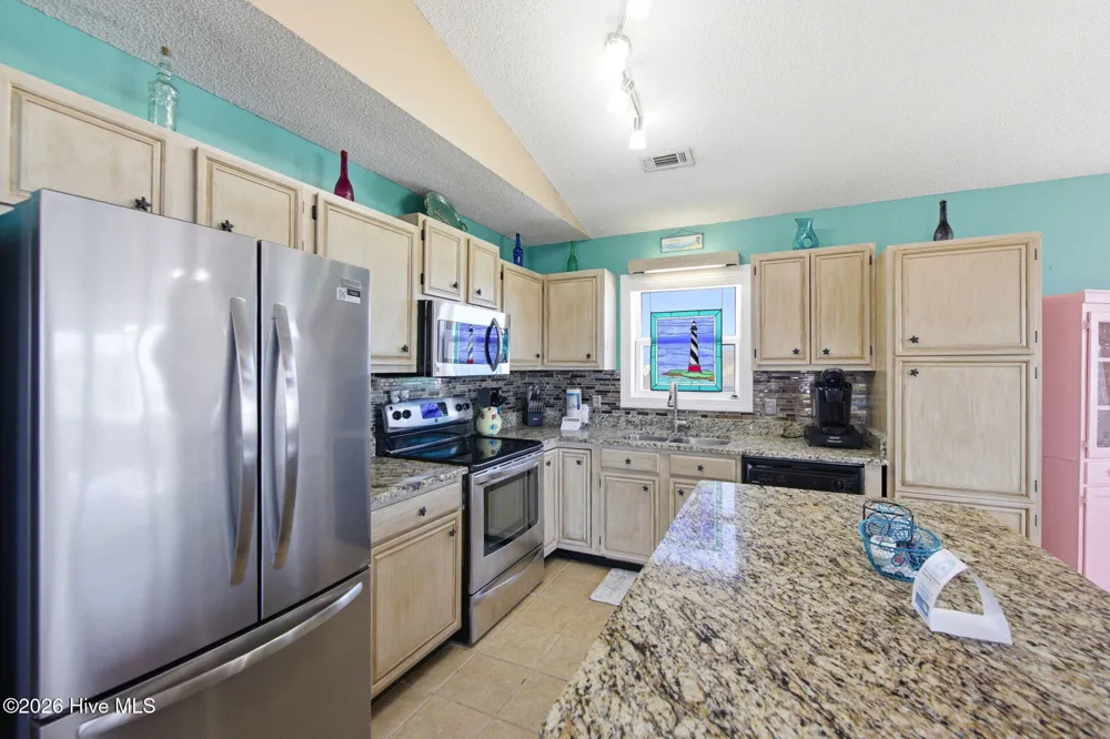 7024 S Virginia Dare Trail Nags Head, NC 27959