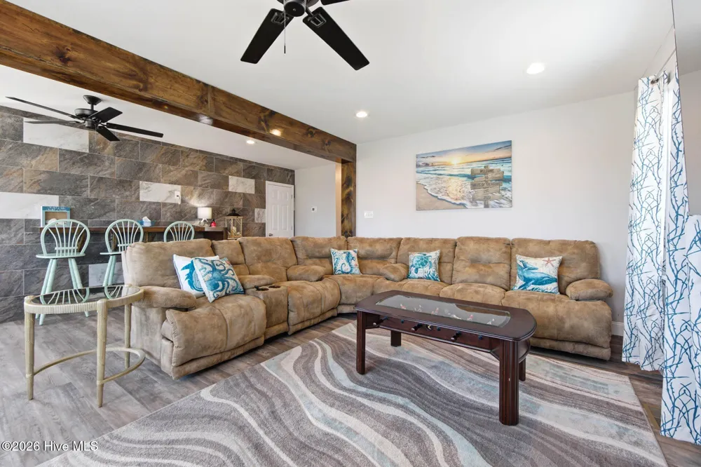 7024 S Virginia Dare Trail Nags Head, NC 27959