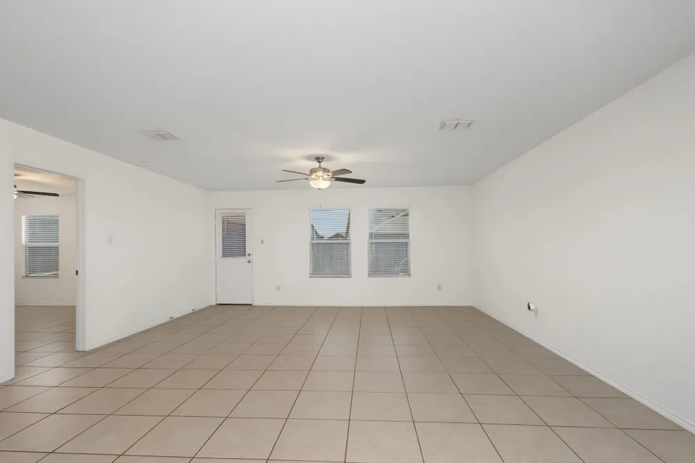8412 Fawn Creek Drive Fort Worth, TX 76123