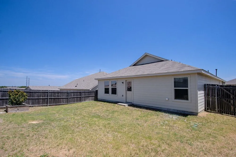 8412 Fawn Creek Drive Fort Worth, TX 76123