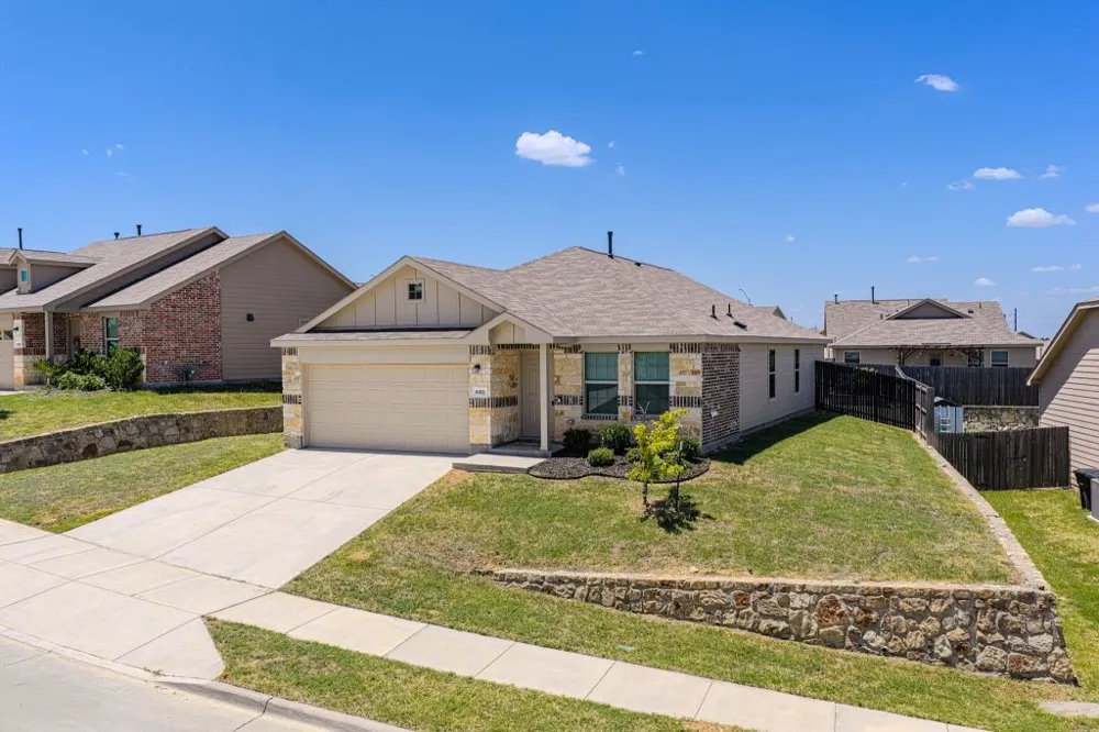 8412 Fawn Creek Drive Fort Worth, TX 76123