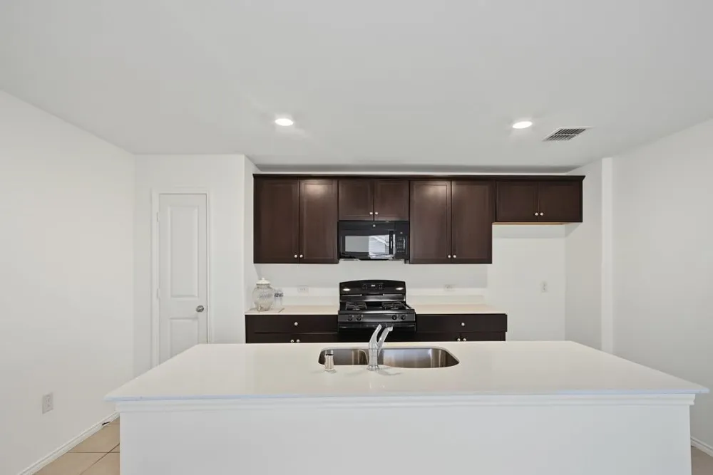 8412 Fawn Creek Drive Fort Worth, TX 76123