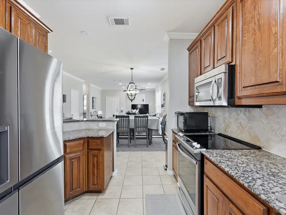 676 S Charles Street Lewisville, TX 75057