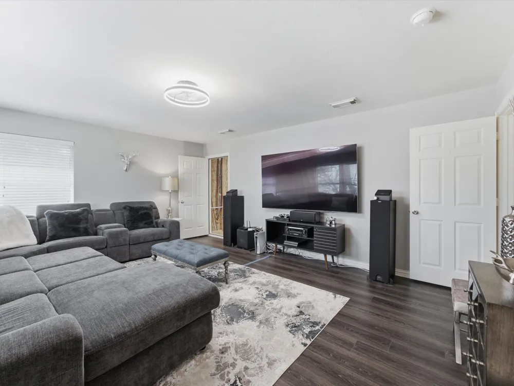 676 S Charles Street Lewisville, TX 75057