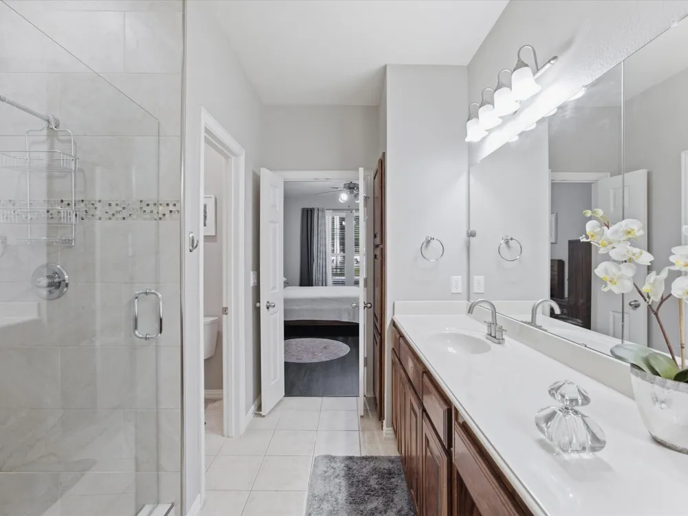676 S Charles Street Lewisville, TX 75057