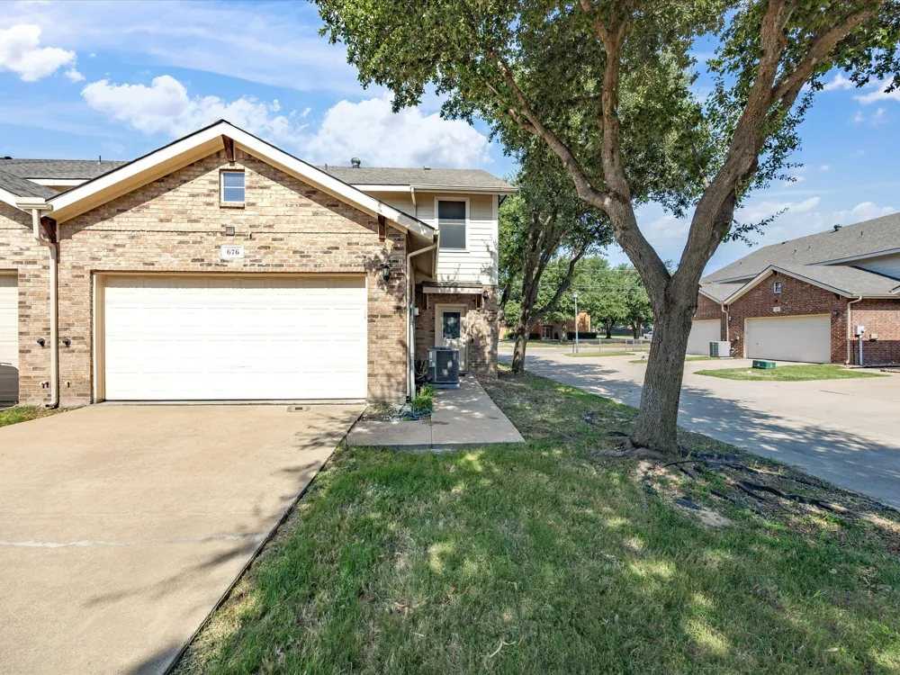 676 S Charles Street Lewisville, TX 75057