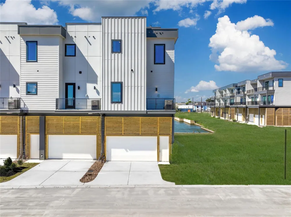 4406 Tucker Lane Seabrook, TX 77586