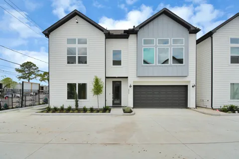 2903 Sherwood Green Lane