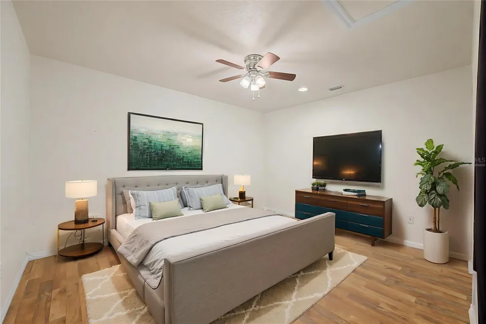 2106 PINE CHACE COURT Tampa, FL 33613