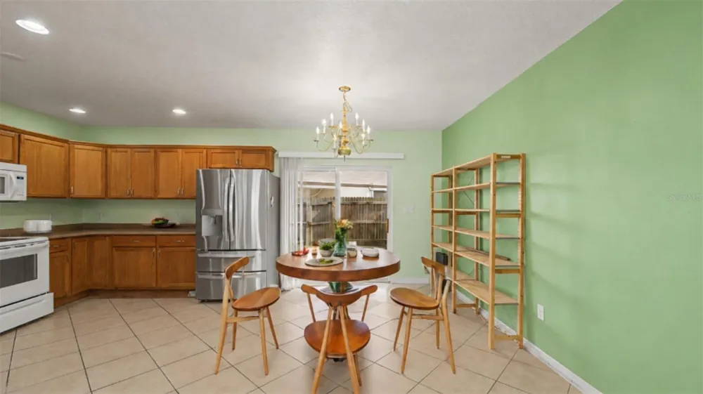 2106 PINE CHACE COURT Tampa, FL 33613